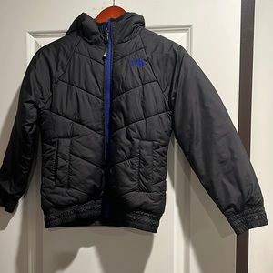The North Face jacket with hood Girls size M (10/12)